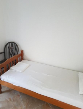 Room with a private bathroom in a city centre